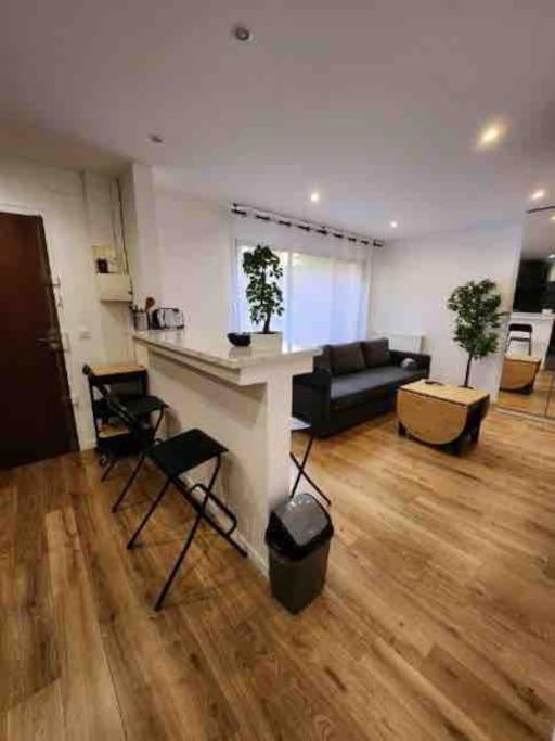 Superbe Appartement A 8 Minutes De La Nation. Parijs Buitenkant foto